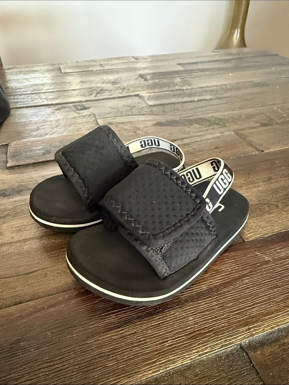 UGG Kids Black Slide Sandals with Logo Backstrap